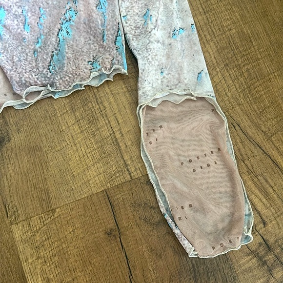 POSTER GIRL
 London XS Top Crop Top NEW With Tags - Picture 3 of 12